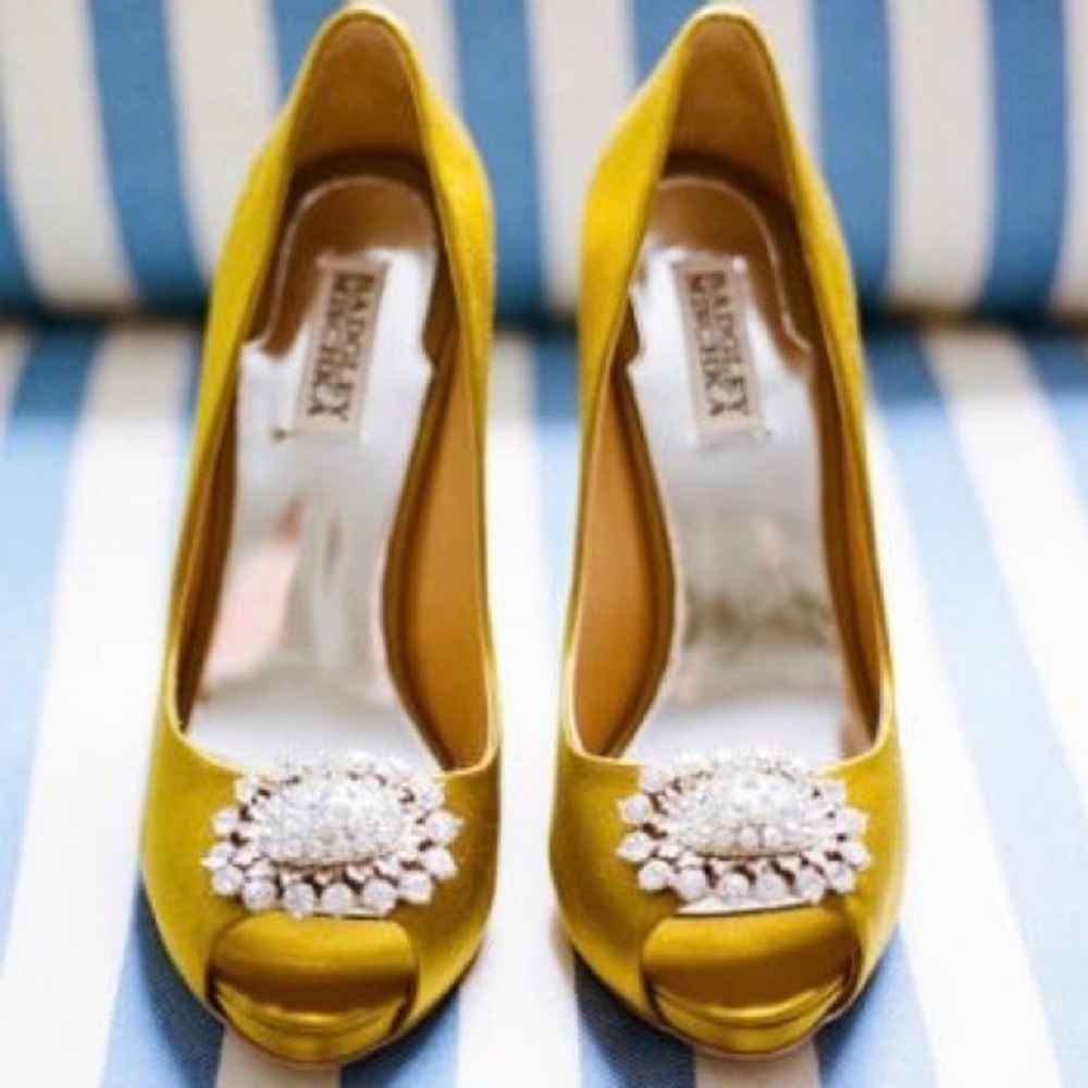 BADGLEY MISCHKA | Lissa Satin Pumps